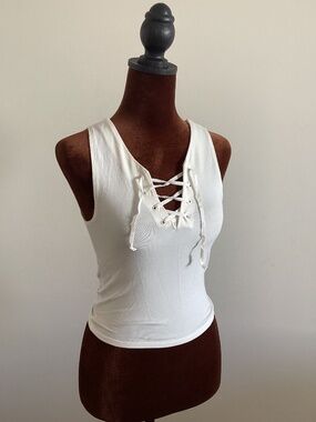 Garage lace front tank